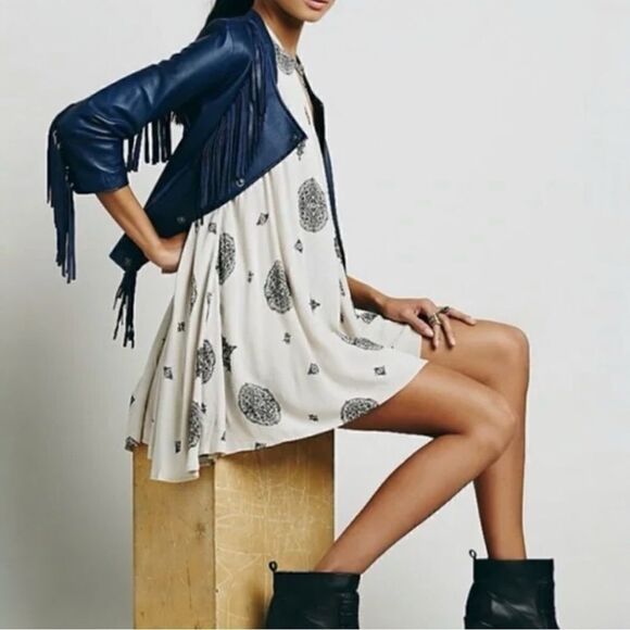 Free people Medallion Tree Swing Tunic Size Medium - Picture 1 of 10